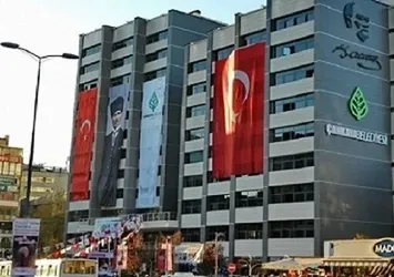 CHP'li Çankaya Belediye'sinden sistematik ağaç katliamı! Bölge halkına baskı ve darp