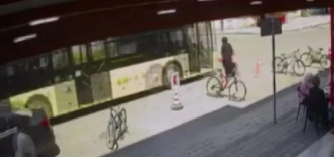 İETT otobüsü dehşet saçtı! Karşıdan karşıya geçmeye çalışan kızı 5 metre savurdu