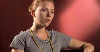 Scarlett ilk defa konuştu