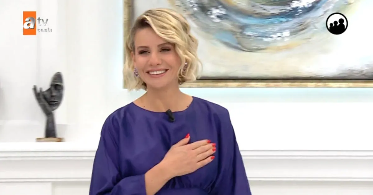 Esra Erol 16 Kasım Salı tek parça izle