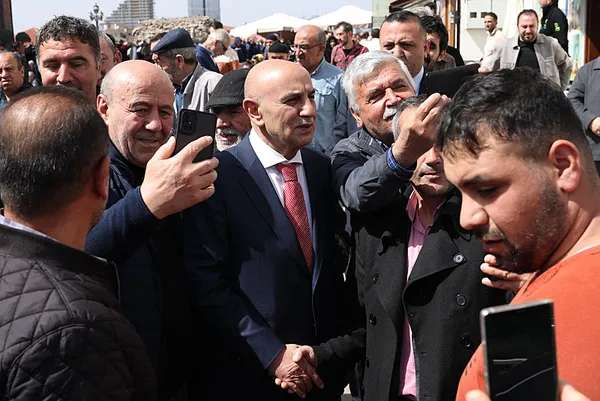 cumhur-ittifaki-abb-baskan-adayi-turgut-altinoktan-emeklilere-mujde-5-bin-tl-destek-ulasim-ucretsiz-1711729458525.jpg Cumhur İttifakı ABB Başkan adayı Turgut Altınok'tan emeklilere müjde: 5 bin TL destek, ulaşım ücretsiz... - 2