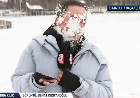A Haber muhabiri Kübra Kılıç canlı yayında neye uğradığını şaşırdı! İşte renkli anlar