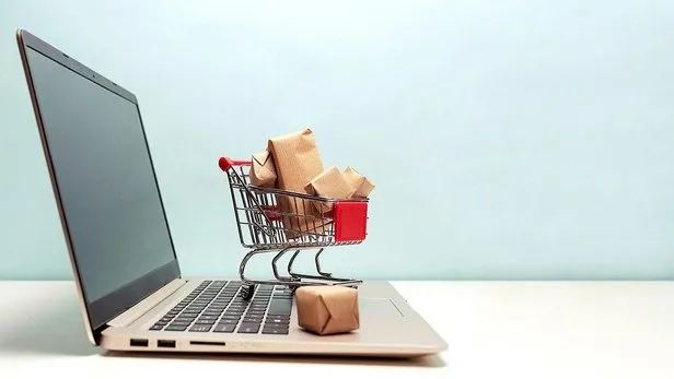 Aile, Çalışma ve Sosyal Hizmetler Bakanlığından flaş karar! Çocuk bedeni üzerinde iç çamaşırı reklamları durduruldu - 3