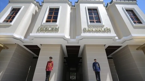 canli-muzik-yasagi-kalkti-mi-2022-muzik-yayini-yasagi-saat-kacta-baslayacak-icisleri-bakanligi-son-dakika-acik-1652249424747.jpg Canlı müzik yasağı kalktı mı? 2022 müzik yayını yasağı saat kaçta başlayacak? İçişleri Bakanlığı son dakika açıkladı - 7