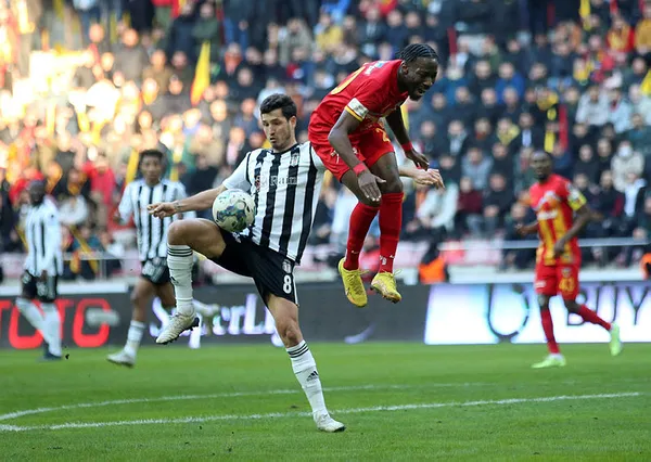 canli-kayserispor-besiktas-maci-canli-anlatim-izle-super-ligde-zorlu-karsilasma-1674398963719.jpg Beşiktaş Kayserispor’u 2 golle geçti - 5