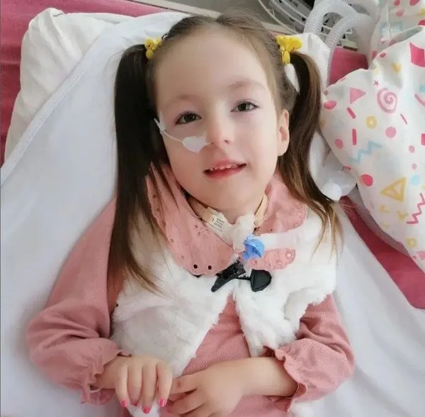 sma-hastasi-sare-ulucay-icin-yatirdigi-para-soke-etti-1650799963842.jpeg SMA hastası Sare Uluçay için yatırdığı para şoke etti! - 2