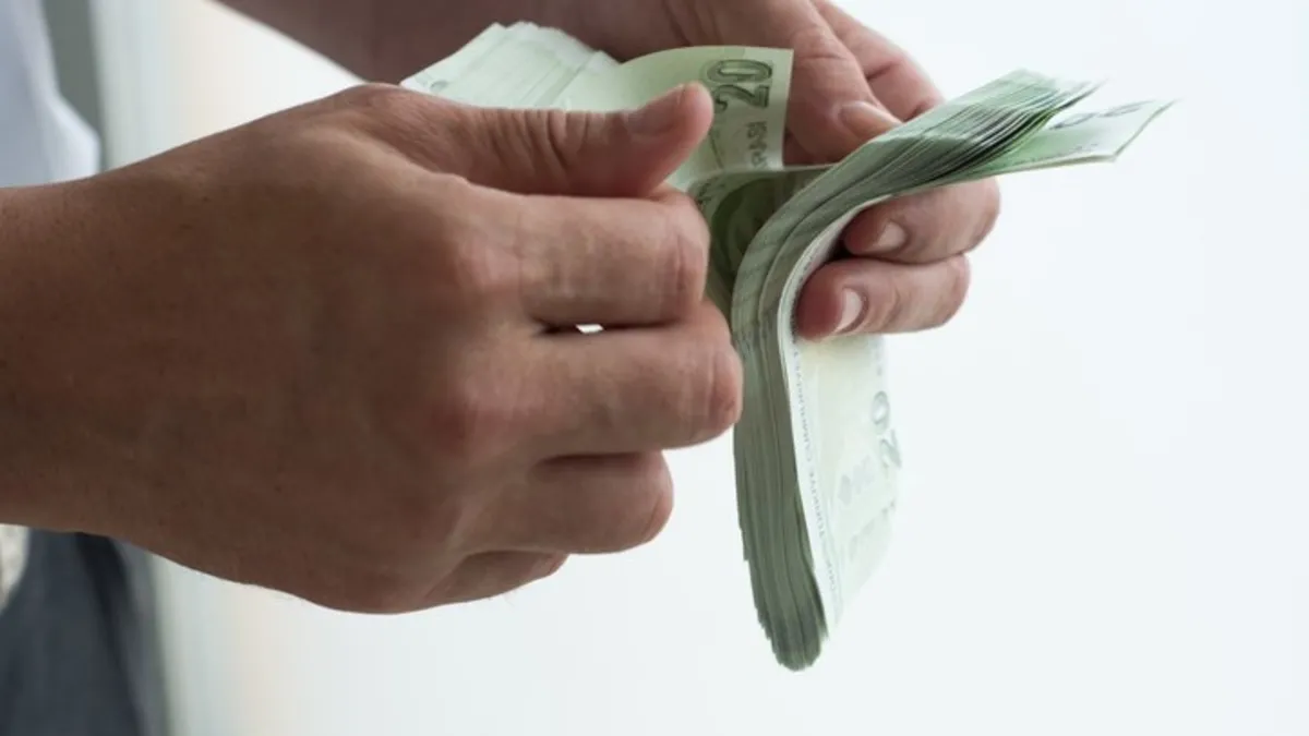 Ödemeler değişiyor: Sosyal yardım alanlara miktarlar yeniden şekillendi! 65 yaş aylığı, evde bakım maaşı, SED...