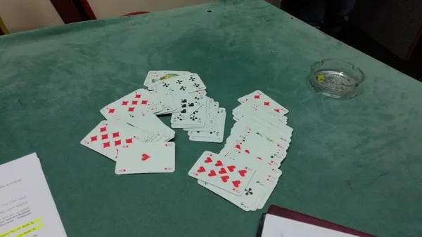 Kahramanmaraş’ta kumar baskını! Perdenin arkasına saklandılar - 2