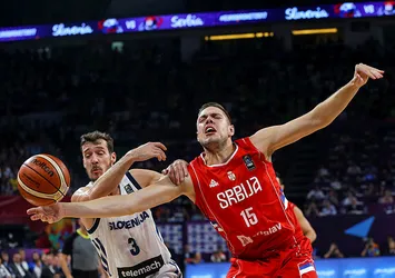 Eurobasket'te şampiyon Slovenya oldu!