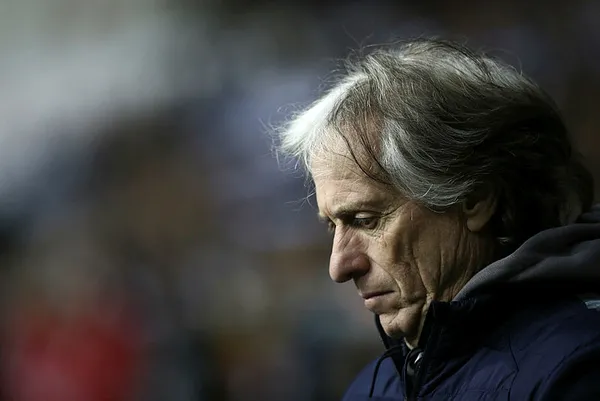 fenerbahce-adanada-kayip-adana-demirspor-1-1-fenerbahce-mac-sonucu-1675365715293.jpg Fenerbahçe Adana'da kayıp! Adana Demirspor 1-1 Fenerbahçe (MAÇ SONUCU) - 3