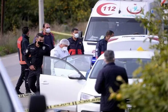Mersin'de otomobilde çifte infaz! Eski eşi ve onun sevgilisini öldürdü - 3