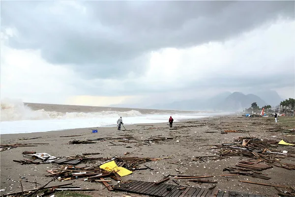 Meteoroloji’den İstanbul için sağanak uyarısı! Marmara’yı fırtına vuracak! İşte 5 günlük hava durumu