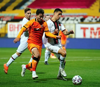 Galatasaray ağır yaralı! Galatasaray Karagümrük deplasmanında mağlup oldu