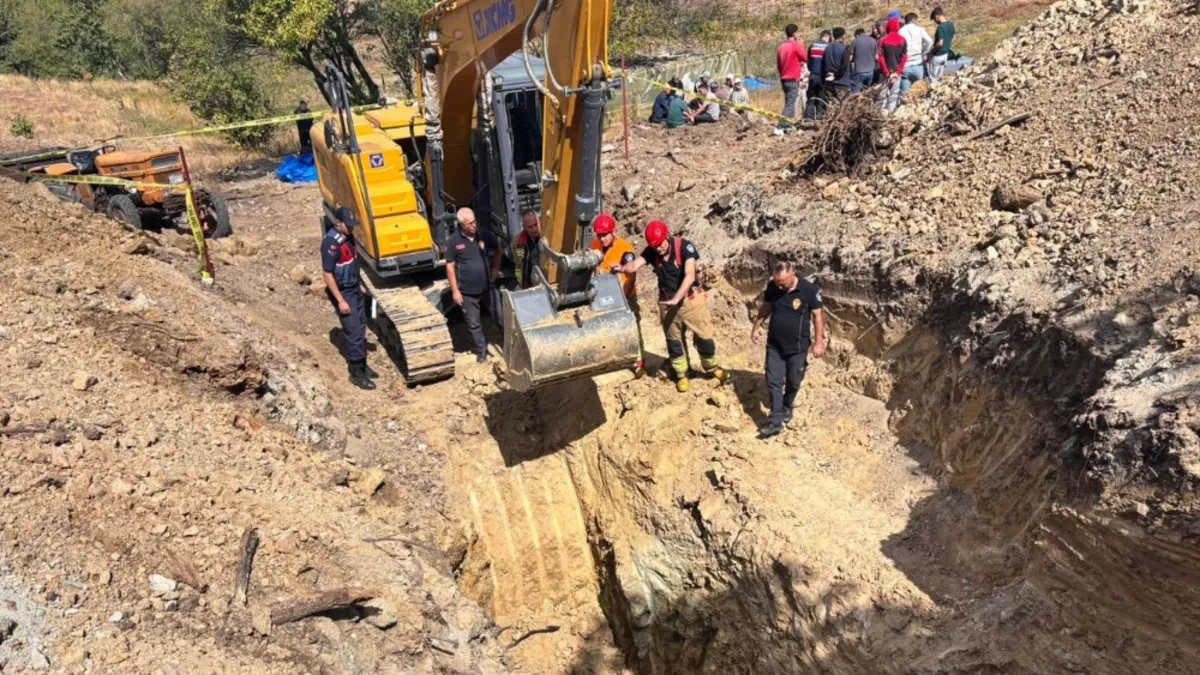 Manisa'da göçük! 2 kişi için kurtarma çalışması başlatıldı