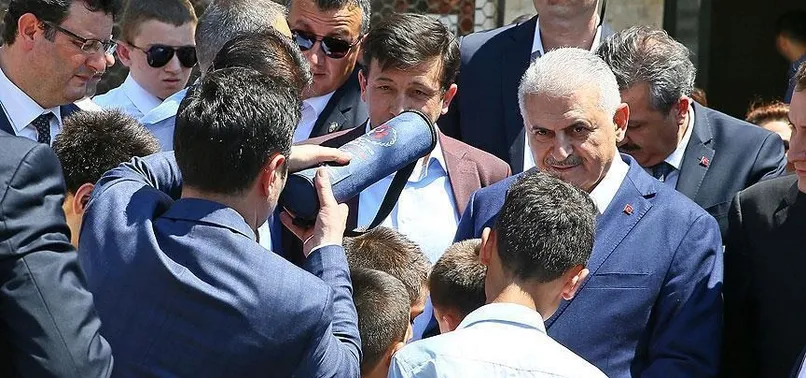 Başbakan Yıldırım'dan şehit ailesine ziyaret