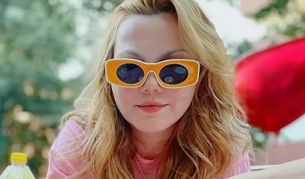 Ünlü Youtuber’a eşinden bıçaklı saldırı! 32 yerinden bıçaklanan Youtuber Merve Veziroğlu Yıldırım öldü mü?