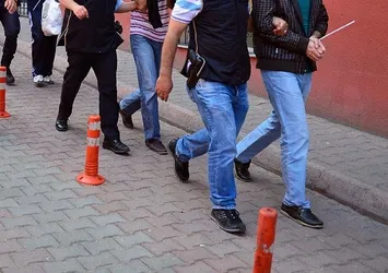 20 bankacı hakkında FETÖ gözaltısı kararı