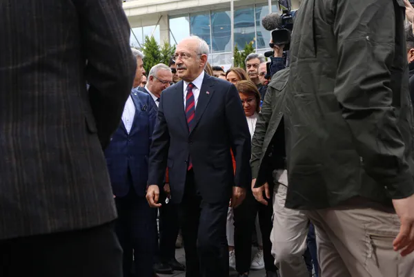 Son dakika: Et ve Süt Kurumu'na randevusuz giden Kemal Kılıçdaroğlu içeriye alınmadı! Algı operasyonuna jet yanıt - 3