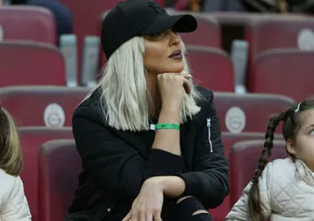Jelena Karleusa'dan olay paylaşım
