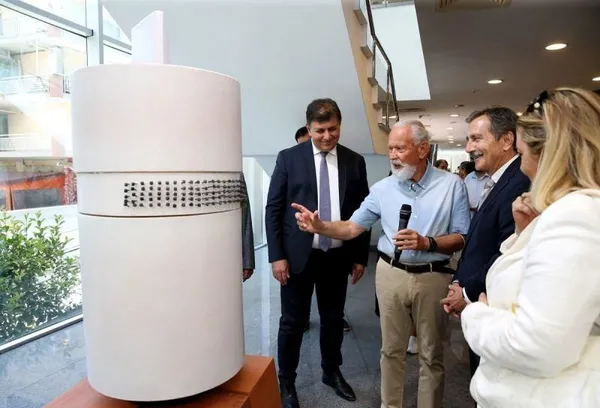 CHP yine bildiğiniz gibi! Belediyelerden ortaklaşa heykel açılışı