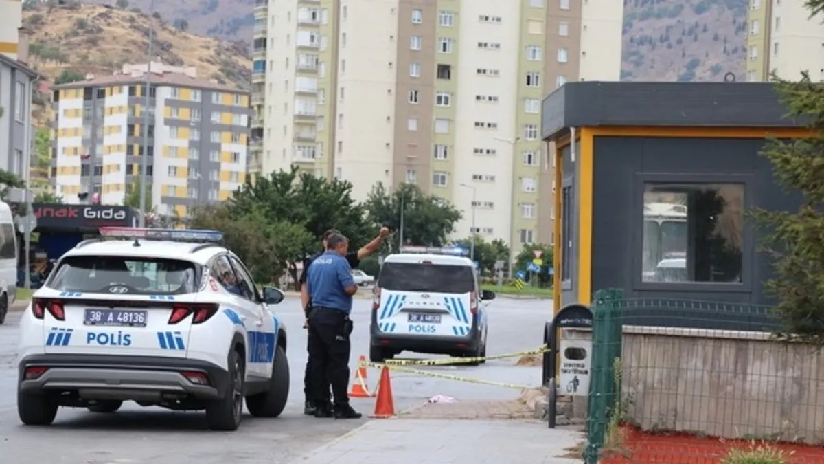 Cami tuvaletinde dehşet! 1 yaralı