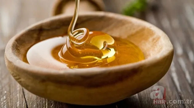 Göz çevresindeki kırışıklıklara doğal çözüm! Haftada 3 kez kullanımla tamamen yok olacaklar 12