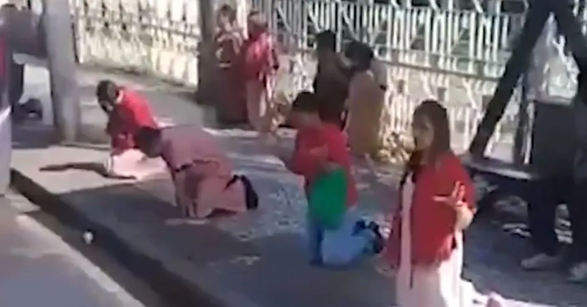 Brezilya'da şoke eden görüntüler! Yol kenarlarında koronavirüs duası |Video