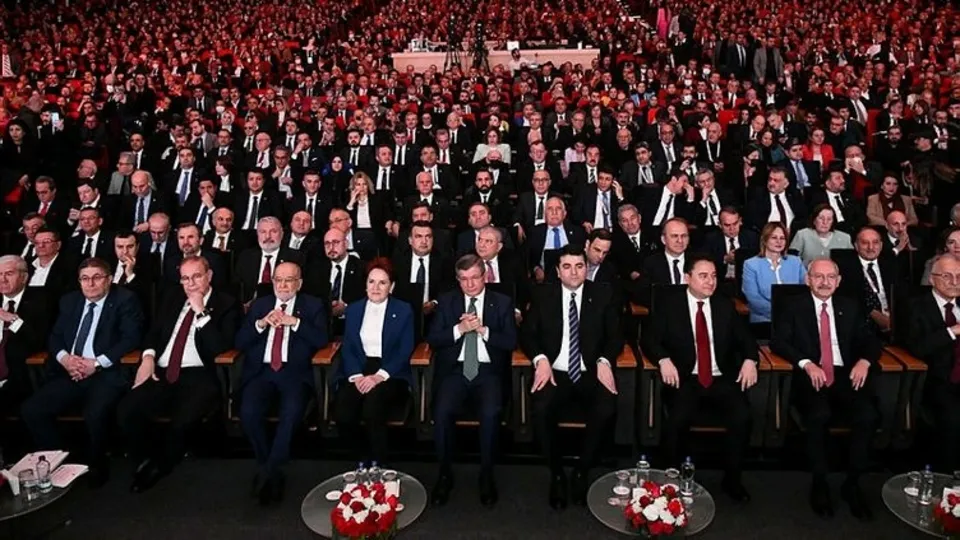 6’lı koalisyonun vaatleri kes, kopyala, yapıştır! Hükümetin yaptığı hizmetleri vaat diye sıraladılar