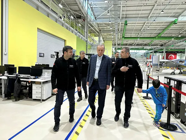 Selçuk Bayraktar bir ilki daha başardı! İşte TB3’ün görüntüsü! Daha önce böylesi yapılmadı