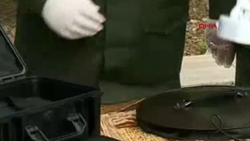 İran ordusundan kritik corona virüs Covid-19 açıklaması: 5 saniyede tespit eden cihaz ürettik | Video