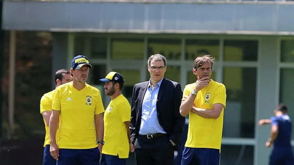 İşte Fenerbahçe'de Phillip Cocu devrimleri