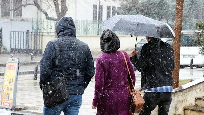 Son dakika: İstanbul’da kar yağışı için saat verildi, uyarı yapıldı