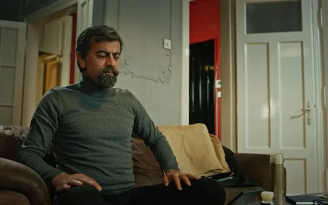 EDHO milyonları ekrana kilitledi! 'Ateş kılık değiştiriyor!'
