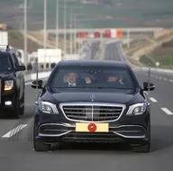 Erdoğan kurdeleyi kesip otomobille yolu test etti