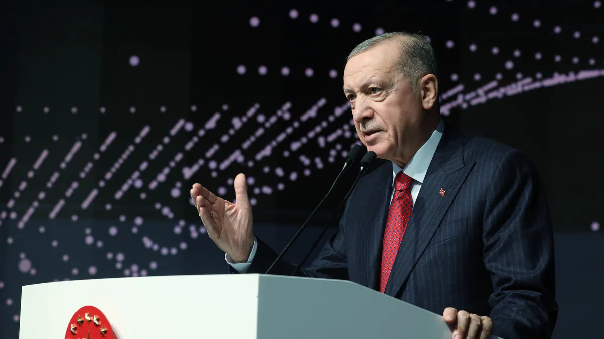 Başkan Erdoğan'dan 2025’te kıtaları aşan liderlik diplomasisi! 365 güne 22 ülke, 26 zirve sığdı