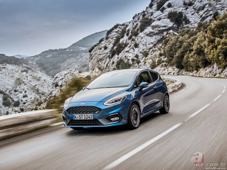2018 Ford Fiesta ST 11