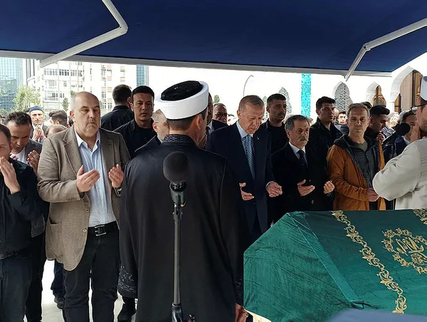 Yazar Engin Ardıç’a son veda! Başkan Erdoğan cenaze törenine katıldı: Hırçın gibi görünen kalem Hakk içindi - 2