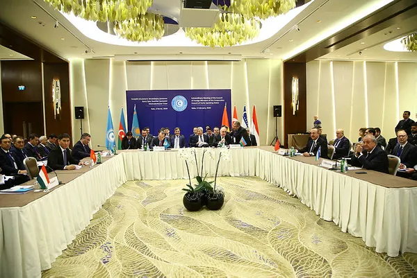 Son dakika: Dışişleri Bakanı Mevlüt Çavuşoğlu'ndan Bakü'de önemli açıklamalar - 2