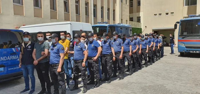 Son dakika: Diyarbakır merkezli 16 ilde eş zamanlı operasyon! Paraları 'Bitcoin'e çevirmişler - 1