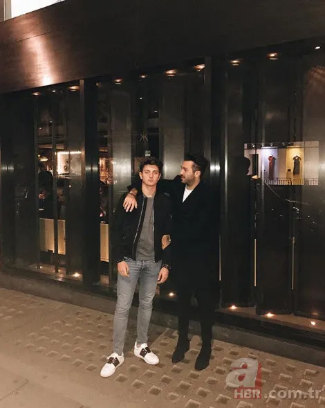 Hülya Avşar'ın kızı Zehra Çilingiroğlu sevgilisiyle görüntülendi! 13