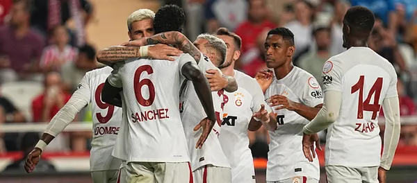 1697874889382.jpg Galatasaray-Beşiktaş derbisi muhtemel 11'lerinde sürpriz! Okan Buruk ve Burak Yılmaz'dan taktik savaşları... - 6