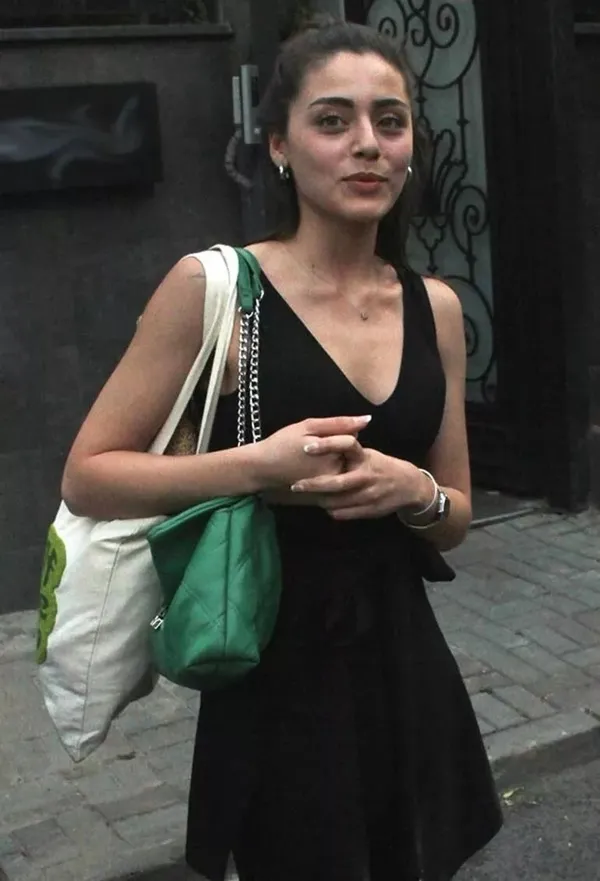 Sıla Türkoğlu ile Halit Özgür Sarı’nın panik anları! Yeni aşk bombası mı?