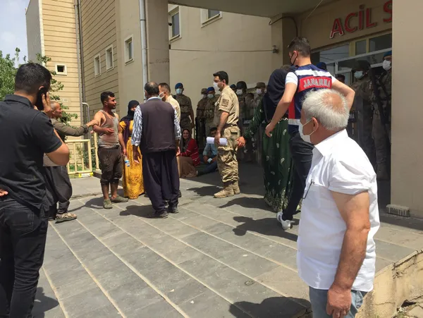 1621747431658.jpg Şanlıurfa Siverek'te akrabaların ev kavgası kanlı bitti! Ölü ve yaralılar var - 1