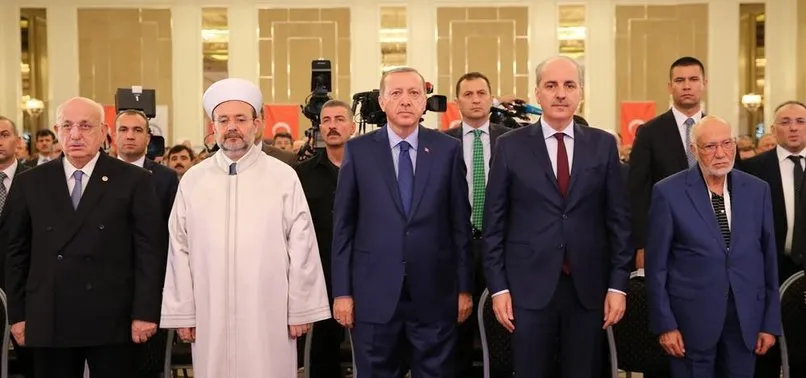 Mehmet Görmez: FETÖ milletimizi ’Allah’la aldattı