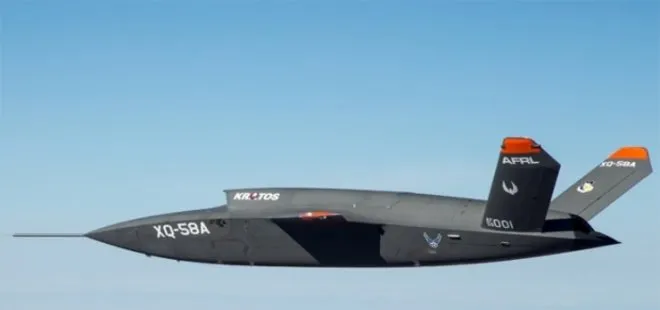 İnsansız savaş uçağı ilk kez havalandı