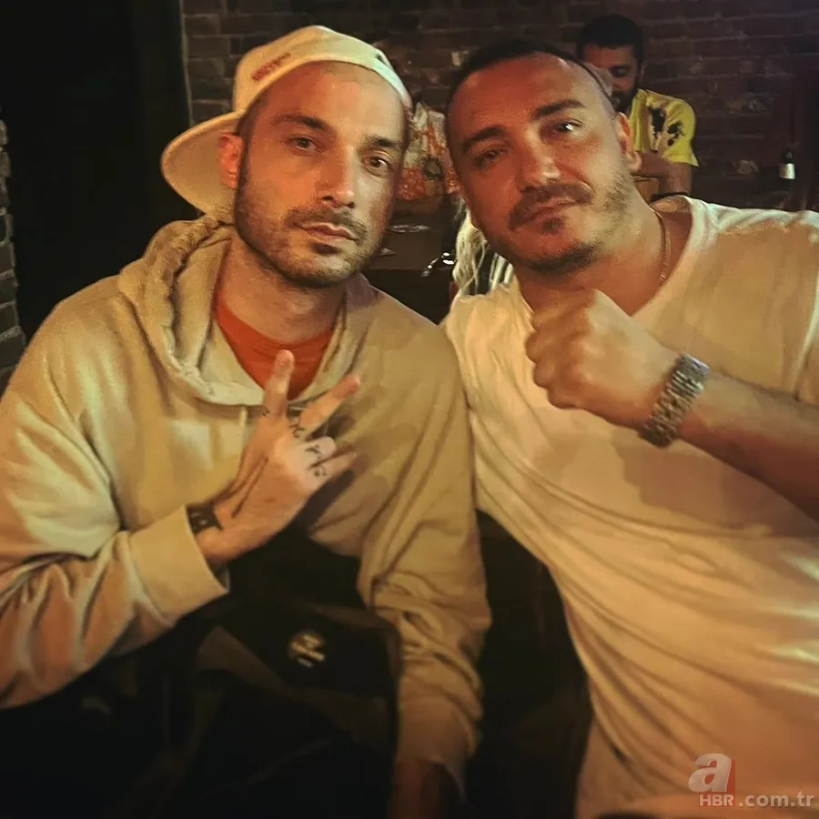 Sansar Salvo intihar mı etti, öldü mü, sağlık durumu nasıl? Sansar Salvo lakaplı Rapçi Ekincan Arslan kimdir, kaç yaşında, nereli? Hayatı ve kariyeri 4