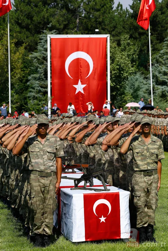 Askerlik nedeniyle işten ayrılanlar işsizlik maaşı alabilir mi? 17