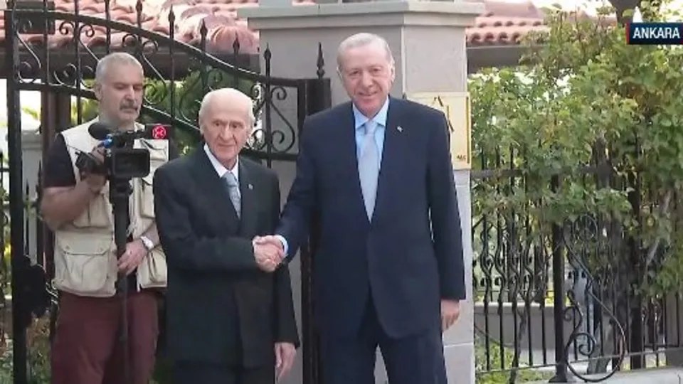 Erdoğan - Bahçeli görüşmesi sona erdi!