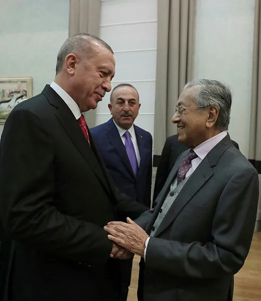 Başkan Erdoğan, Malezya Başbakanı Mahathir Muhammed ile görüştü