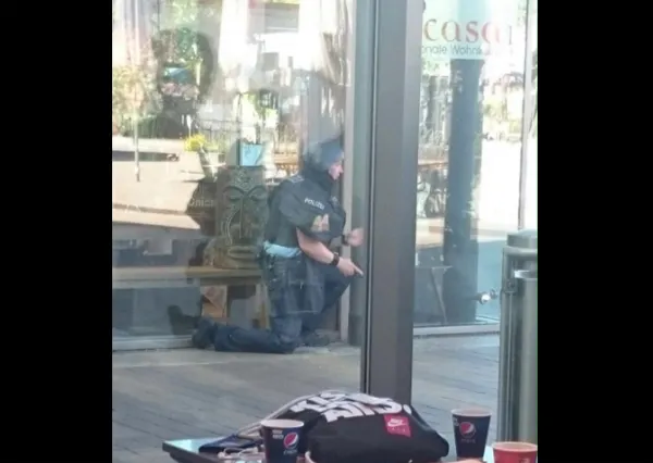 Almanya'da silahlı saldırı! - 1